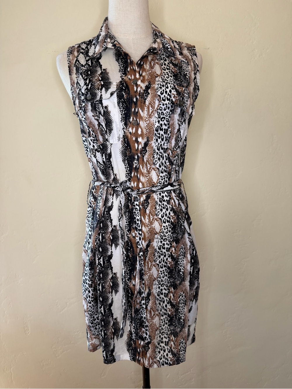 Equipment Sleeveless Animal Print Shirt Dress in Brown Black & White Size S/P
